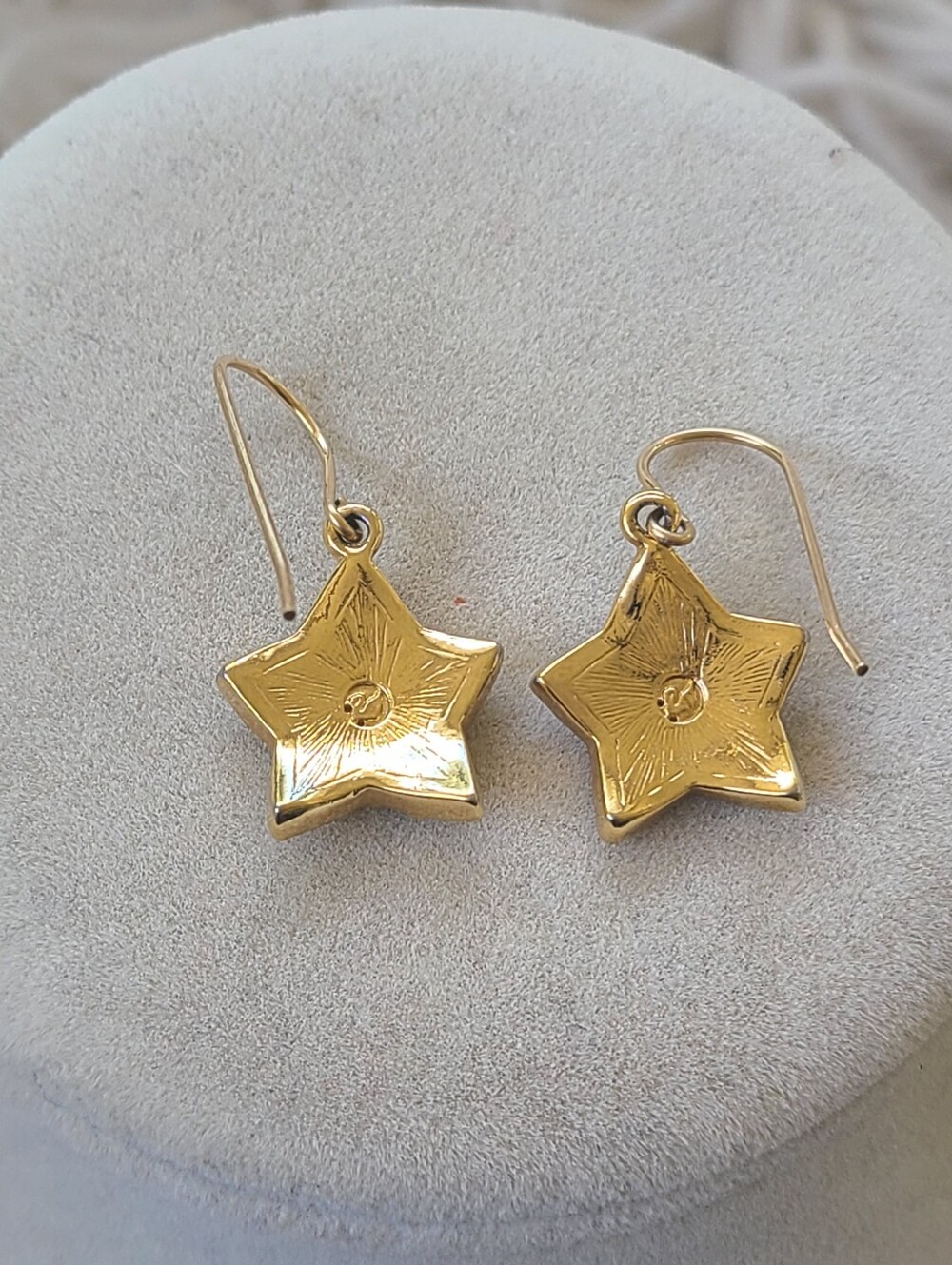 Swarovski Crystal Gold Earrings Star With Pave 14K. Gold Filled-Great Condition - Picture 5 of 6